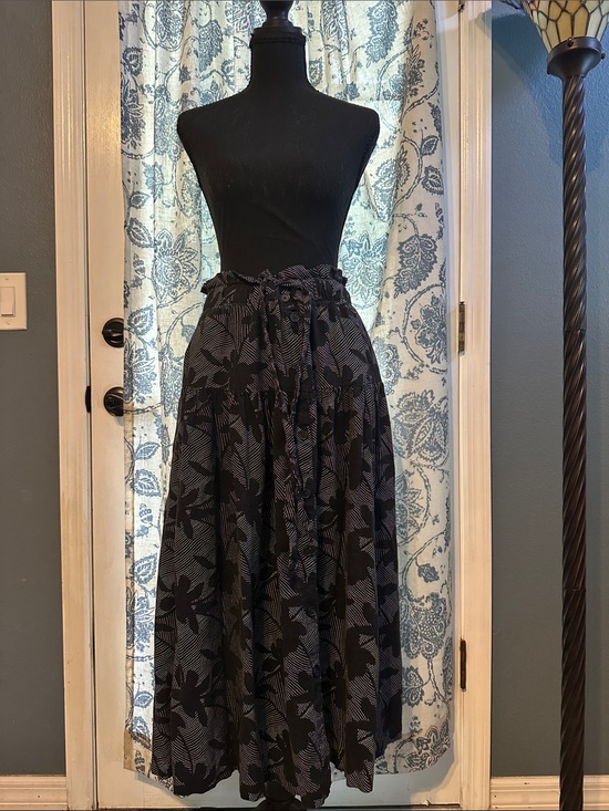 Universal Thread Dresses & Skirts - Universal Thread Black Floral Maxi Skirt with Tie Waist